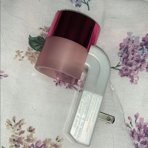 Bath and body works wallflower